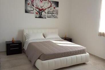 آپارتمان‌های توریست‌ها Villa Di Giulio Suite