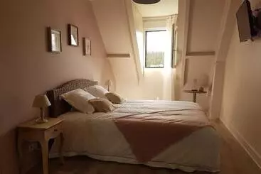 Nocleg ze śniadaniem Au Coeur Des Châteaux