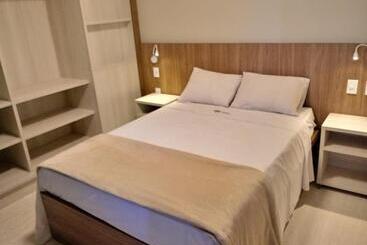 בית מלון כפרי Piazza Diroma Flats Para Temporada