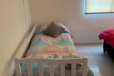 شقق خاصة سياحية Apart Del Este 1