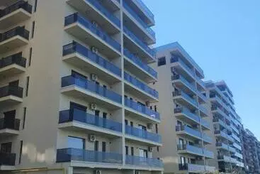 Turista apartmanok Deluxe Lake View