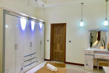 پانسیون Endhaa, Divers Home