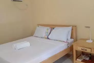 پانسیون Uptown Guesthouse