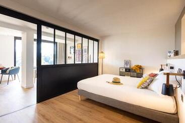 Turistlägenheter La Bergerie Yves Rocher