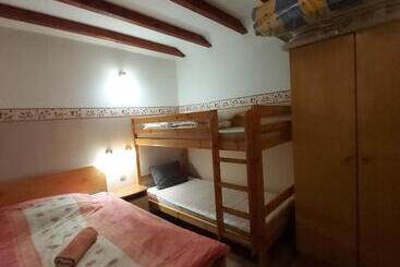 游客公寓 Melinda Nyaralóház