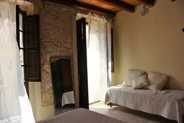 Pension Sant Efisio Host