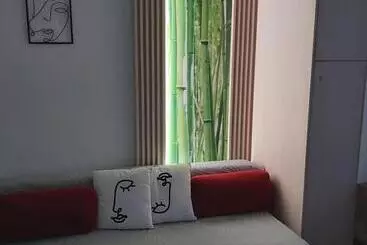 ツーリストアパートメント Accent House