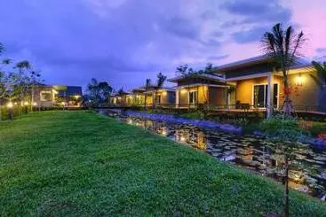 Green Two Resort