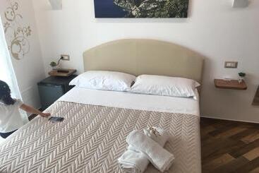 פנסיון Il Covo Degli Dei