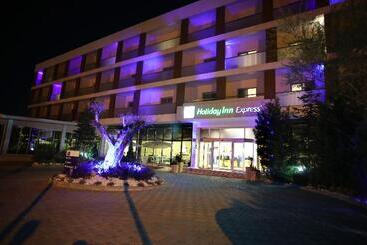 فندق Holiday Inn Express Manisa West, An Ihg