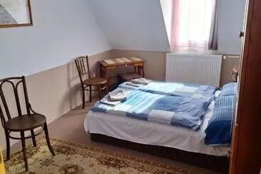 Aamiaismajoitus (B&B) Fenyő Panzió