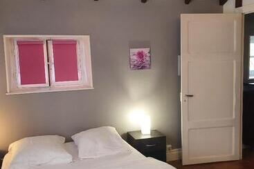 Жильё для туристов Les Bambous