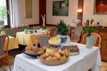 Пансион Ferien Weingut Pauly