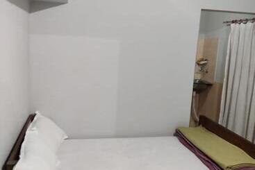 آپارتمان‌های توریست‌ها Newa Service Apartment