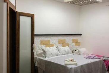 ペンション Monterussi Bed And Breakfast