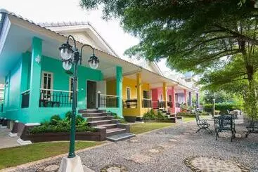 リゾートホテル Tum Baan Suan ตุ่มบ้านสวน