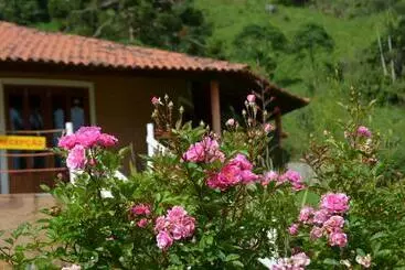ユースホステル Pousada Das Flores