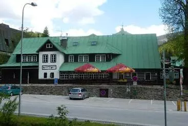 Majatalo Hospoda Na Peci