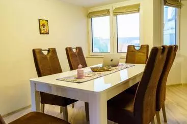 آپارتمان‌های توریست‌ها Centrally Located Apartment In Varna