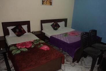 Hotel Shri Shanti Villa