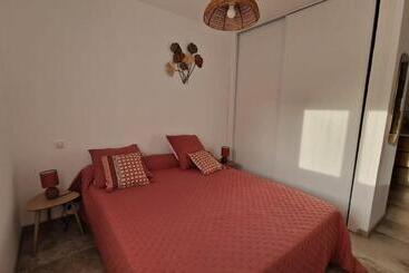 דירות לתיירים Petite Maison En Pierre