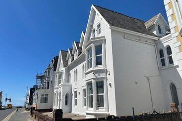 Hotel 1820 Boutique Rooms And Suites