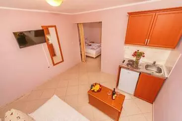 پانسیون Guest House Edita