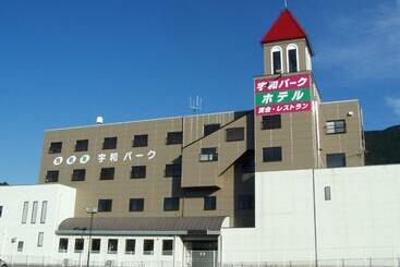 宇和パークホテル