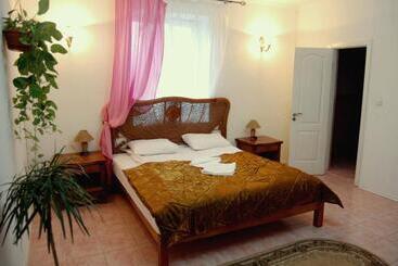 Общежитие отель вышеград