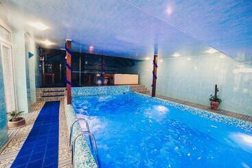 هاستل отель вышеград