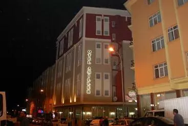 Otel Ami̇ller