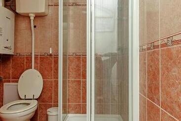 بنسيون Barokk Vendégház