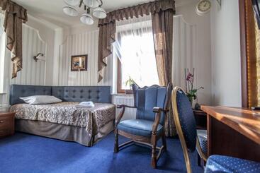 בית מלון כפרי Fryderyk