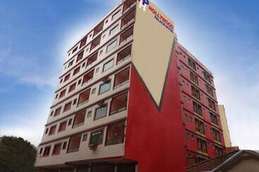 Hotel Hollywood Palace