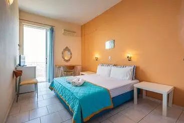 هتل Kavos Bay Seafront