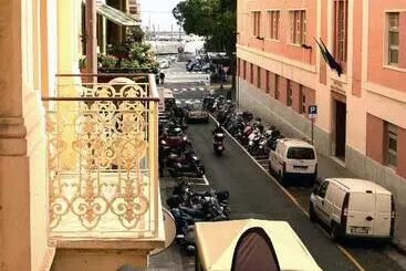 Majatalo Gioberti House