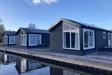 ツーリストアパートメント Waterpark Giethoorn