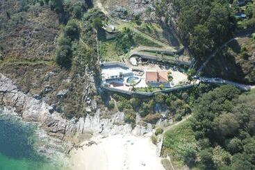 ツーリストアパートメント Casa Playa De Limens