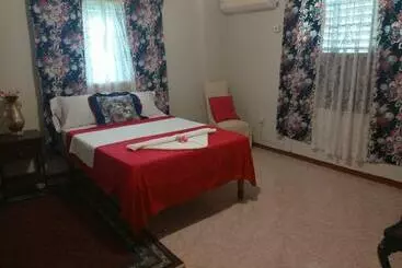 آپارتمانهای توریستها Royal Ridge Villa