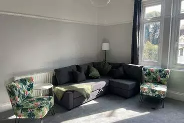 ツーリストアパートメント Large Boutique Self Catering Southsea Holiday Flat