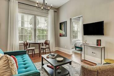 ツーリストアパートメント The Haywood