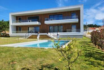 Turist apartmanları Villa Silver Coast Luxe Apartment With 3 Bedrooms, 2 Bathrooms And A Beautiful View On The Swimmingp