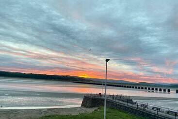 游客公寓 Arnside Sea View