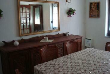 관광객 아파트 Maison Mons