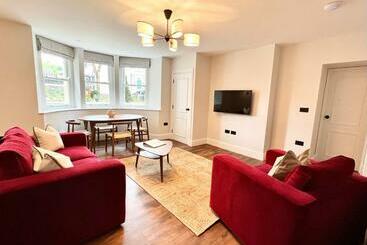 Turistihuoneistot Redland Suites   Apartment 2