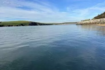 Turistlägenheter Remarkable 4 Bed House In St Minver Rock