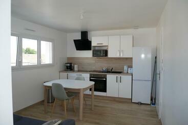 ツーリストアパートメント Appartement Lumineux Au Calme