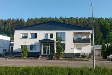 ツーリストアパートメント Heidenheimer Zimmer