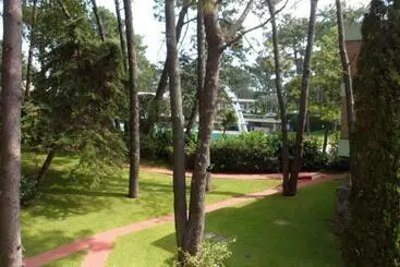 ツーリストアパートメント Arcobaleno, Gran Apartamento Con Con 2 Balcones Hacia El Jardín Y Hacia El Frente