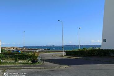 شقق خاصة سياحية La Couregant House Vue Mer